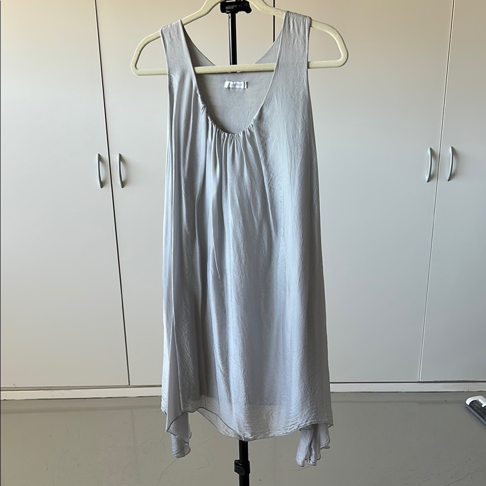Elegant Gray Sleeveless Dress made in Italy